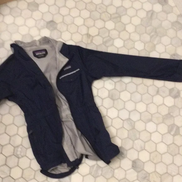 COPY - Kids High quality navy Patagonia Raincoat
